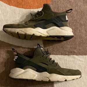 Men’s Nike Huaraches